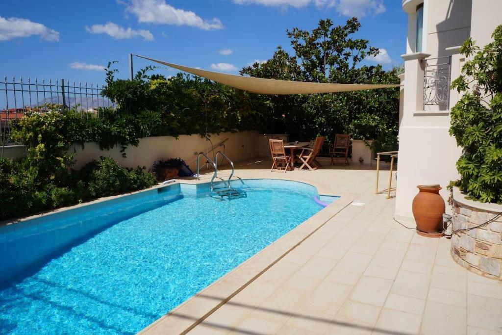 Apartment With A Garden, Bbq, Swimming Pool And Jacuzzi Dhráfi Eksteriør billede