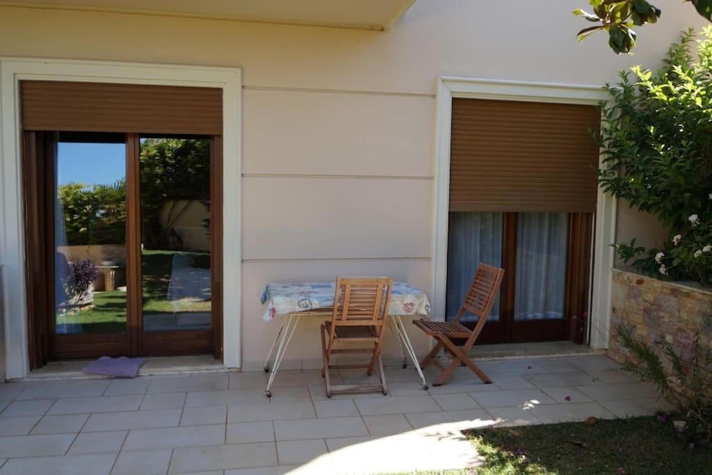Apartment With A Garden, Bbq, Swimming Pool And Jacuzzi Dhráfi Eksteriør billede
